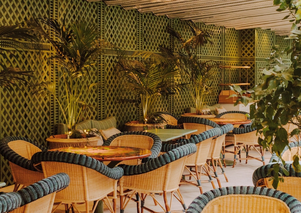 Saint James Paris - Relais & Chateaux