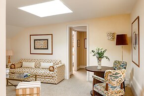 Saint James Paris - Relais & Chateaux