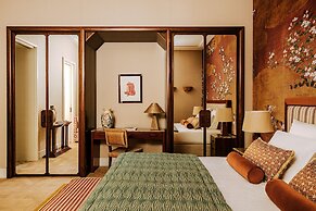 Saint James Paris - Relais & Chateaux