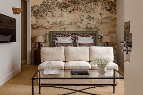 Saint James Paris - Relais & Chateaux