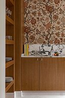 Saint James Paris - Relais & Chateaux