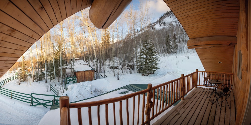 Williston Lake Resort
