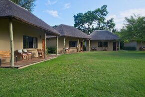 Chrislin African Lodge