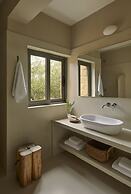 F ZEEN KEFALONIA - Adults Only