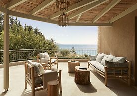 F ZEEN KEFALONIA - Adults Only