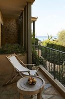 F ZEEN KEFALONIA - Adults Only