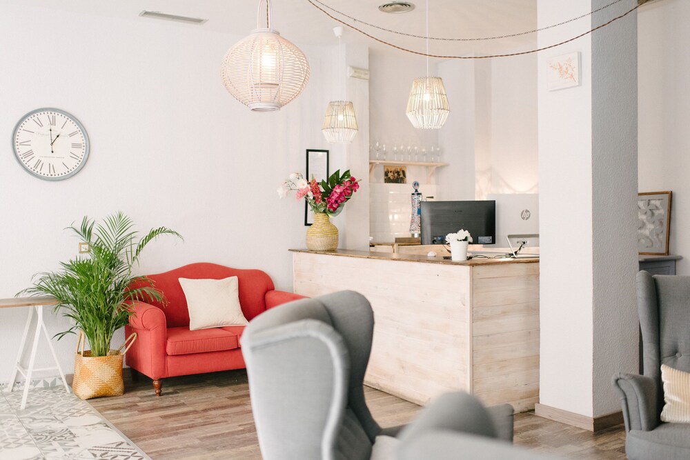 The Boutike Guesthouse - Hostel