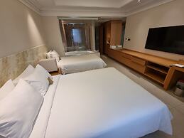 Pine Grove Hotel