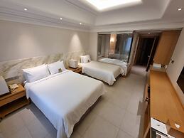 Pine Grove Hotel