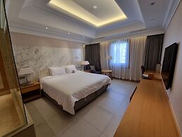 Pine Grove Hotel