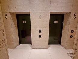 Pine Grove Hotel