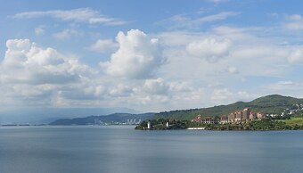 Hilton Yuxi Fuxian Lake
