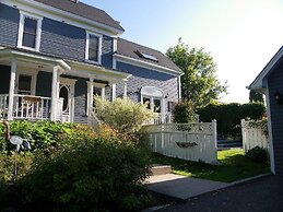 The Colonel's In B&B