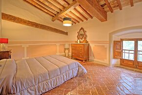 Castello di Montegufoni