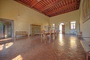 Castello di Montegufoni