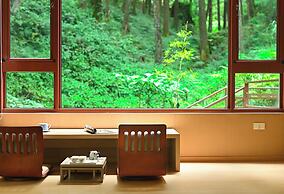 Alishan Hotel