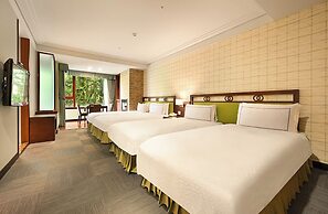 Alishan Hotel