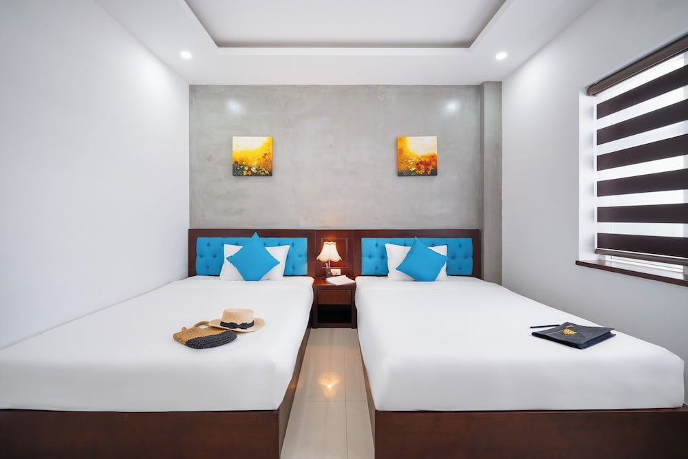Platinum Beach Hotel