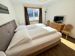 Hotel Waldhaus am See