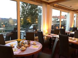 Hôtel Restaurant Aux Trois Roses