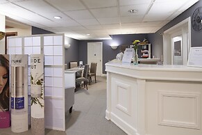 Royal Marine Hotel