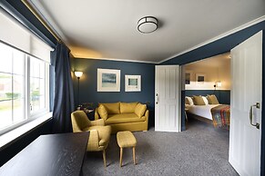 Royal Marine Hotel