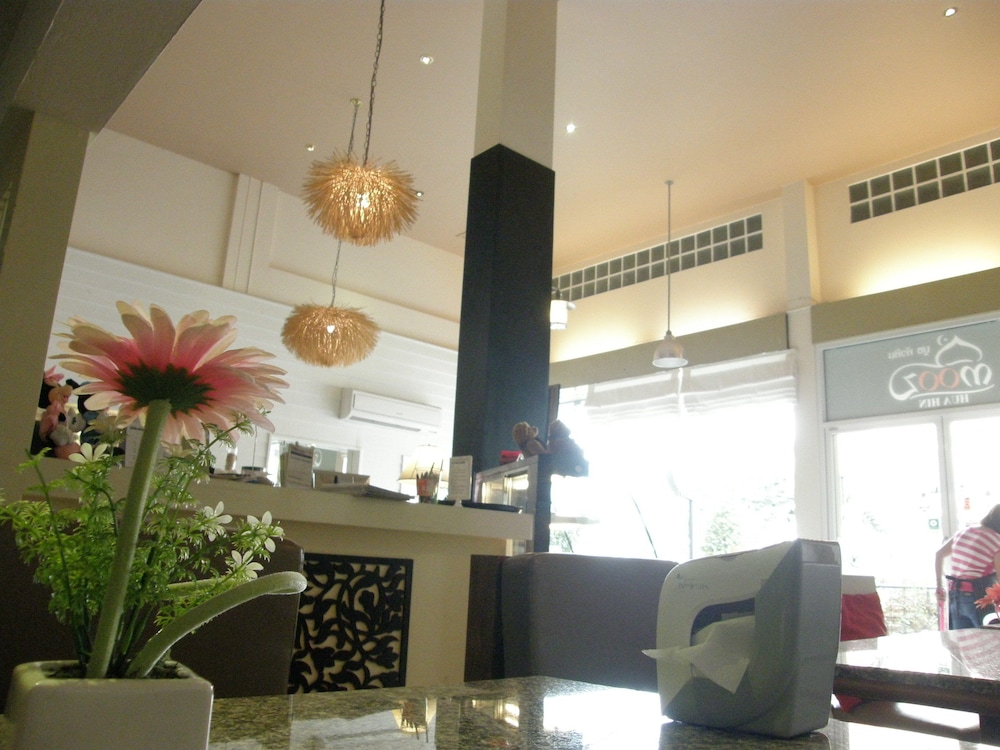 Mooz Hua Hin