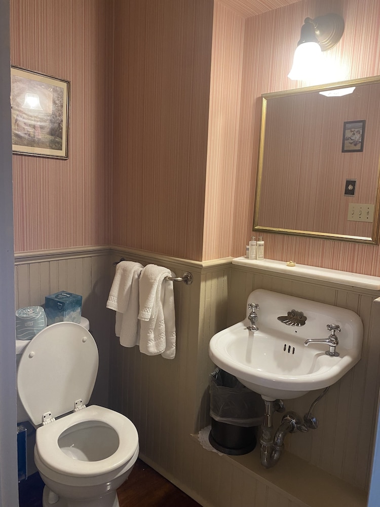 Atlantic Hotel
