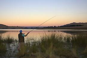 Cayley Mountain Resort