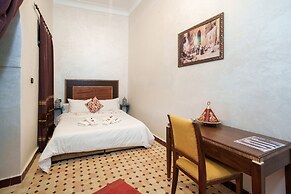 Riad Azalia