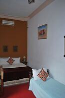 Riad Azalia