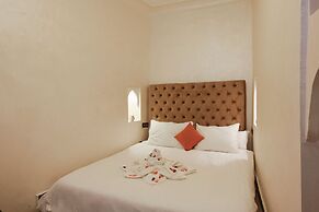 Riad Azalia