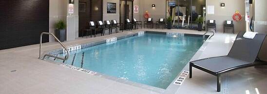 Hampton Inn & Suites by Hilton Bolton