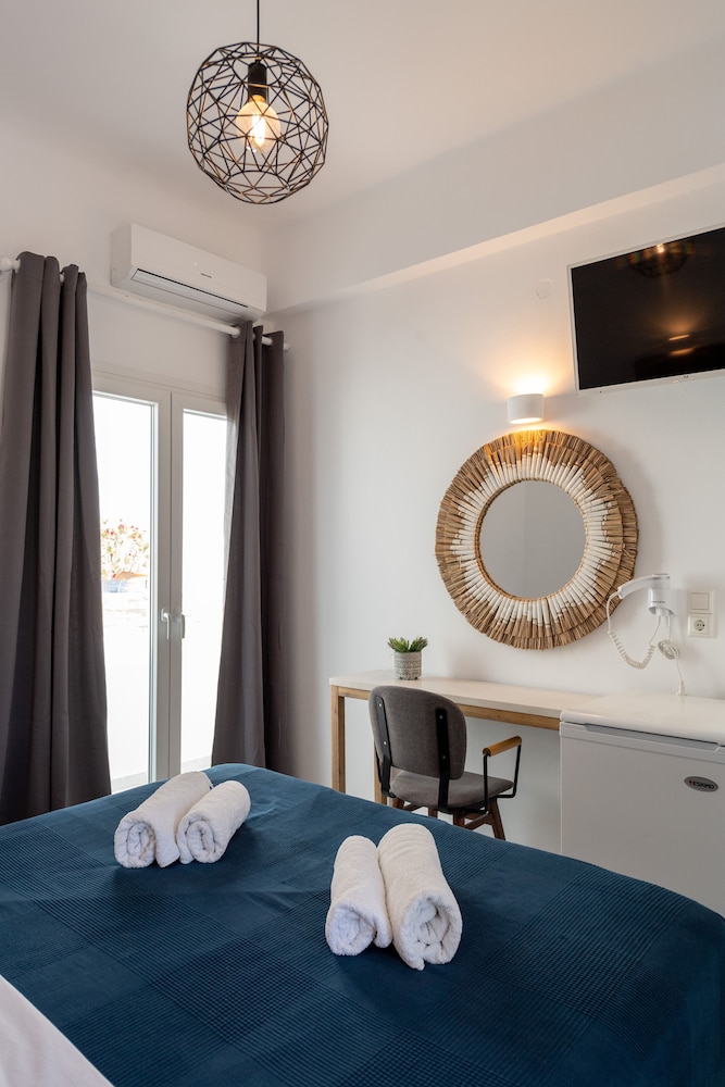Galinos Hotel - Adults Only