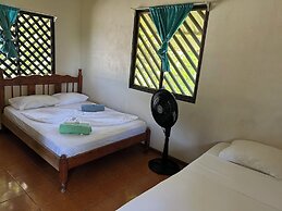 Miss Miriam Beachfront Cabins