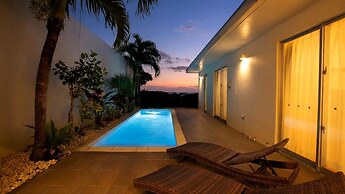 Feliz Villa Suite Miyakojima Ueno