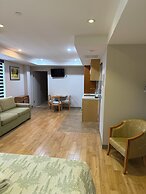 Melrose Apartments