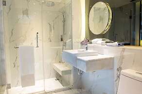 Grace Hotel