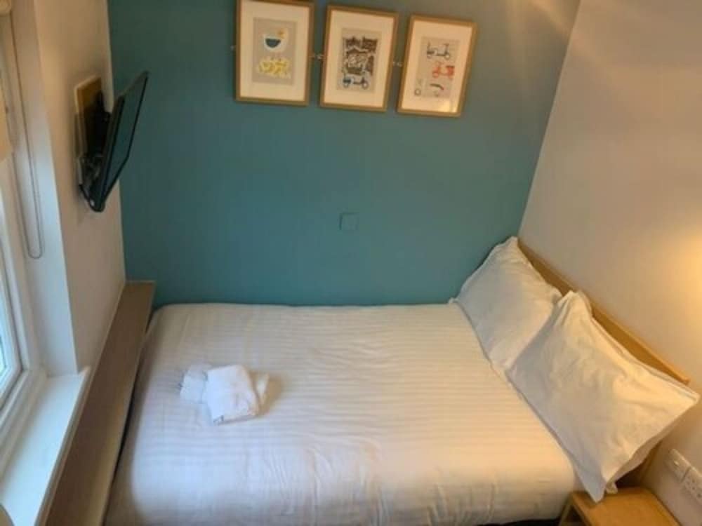 Legends Hotel Brighton