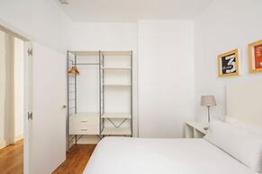 Aspasios Urquinaona Apartments