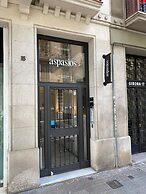 Aspasios Urquinaona Apartments