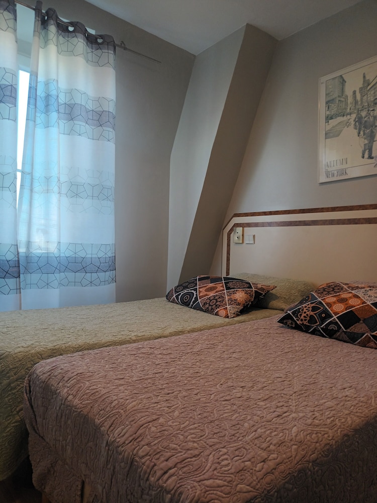 Hôtel Azur Montmartre