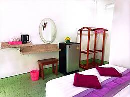Lanta Maikeaw Bungalow