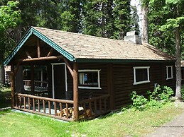 Kootenay Park Lodge