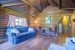 Kootenay Park Lodge