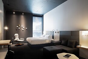 Alt Hotel Winnipeg