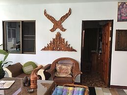Saithong House