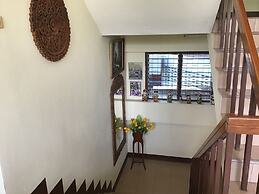 Saithong House