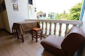 Saithong House