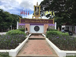 Saithong House